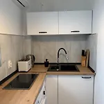 Ultracentral Cozy Apartment Near University Διαμέρισμα *