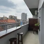 Ultracentral Cozy Apartment Near University Διαμέρισμα