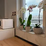 Ultracentral Cozy Apartment Near University