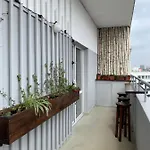 Ultracentral Cozy Apartment Near University Апартаменты Бухарест