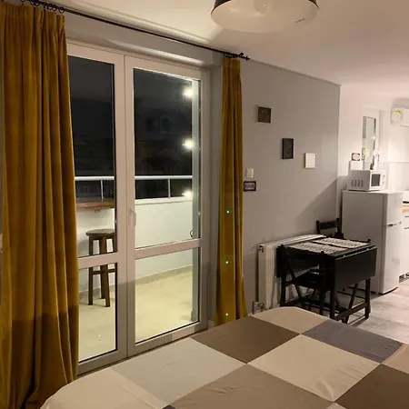 Ultracentral Cozy Apartment Near University